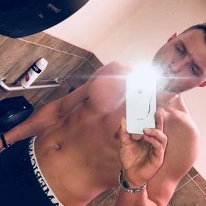 Meet your Posher, Brady